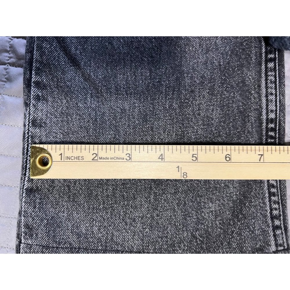 Stylish Gray Women's Straight Leg Jeans - Picture 10 of 12